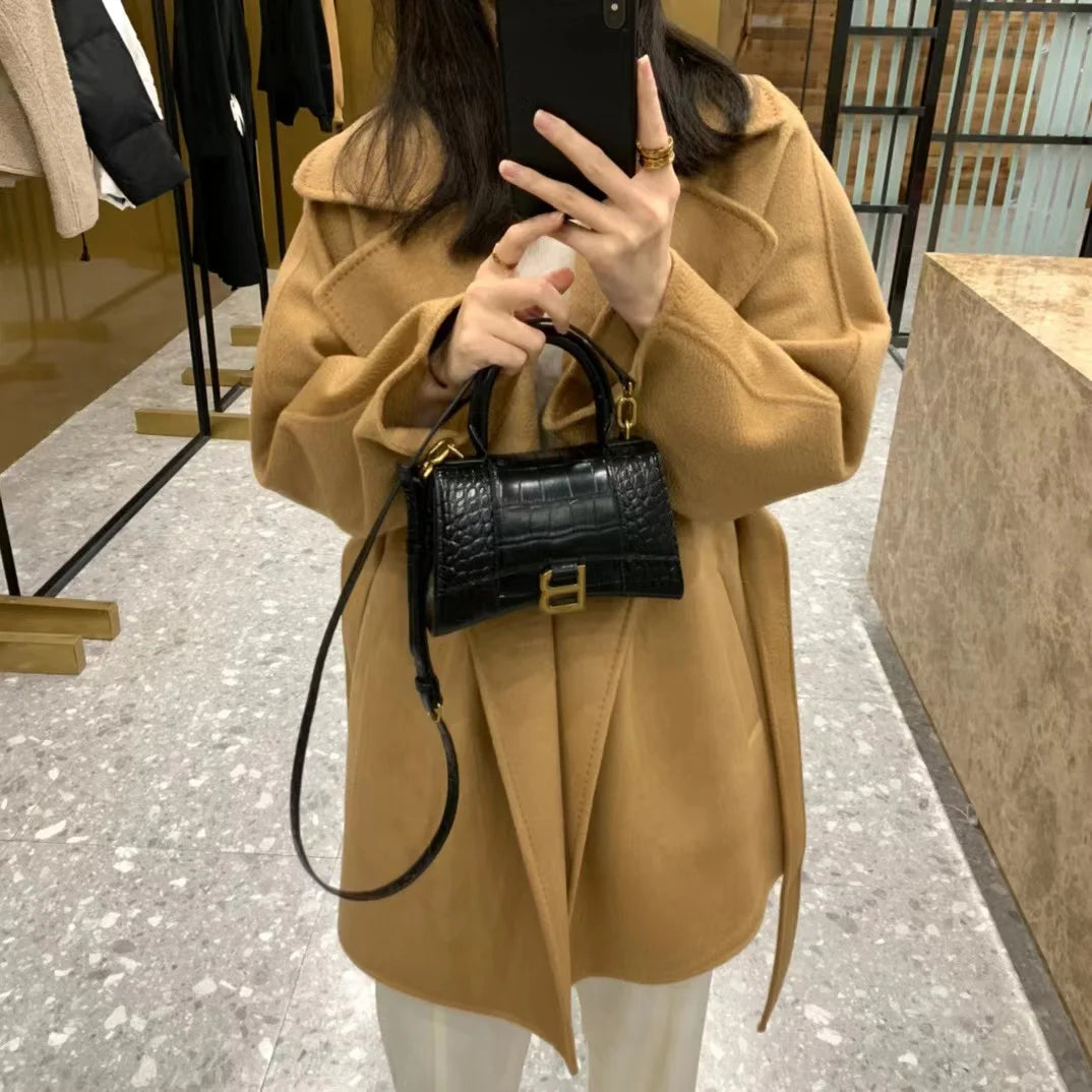 M classic Gas cashmere coat short cashmere cashmere natural water ripple double-sided woolen coat women