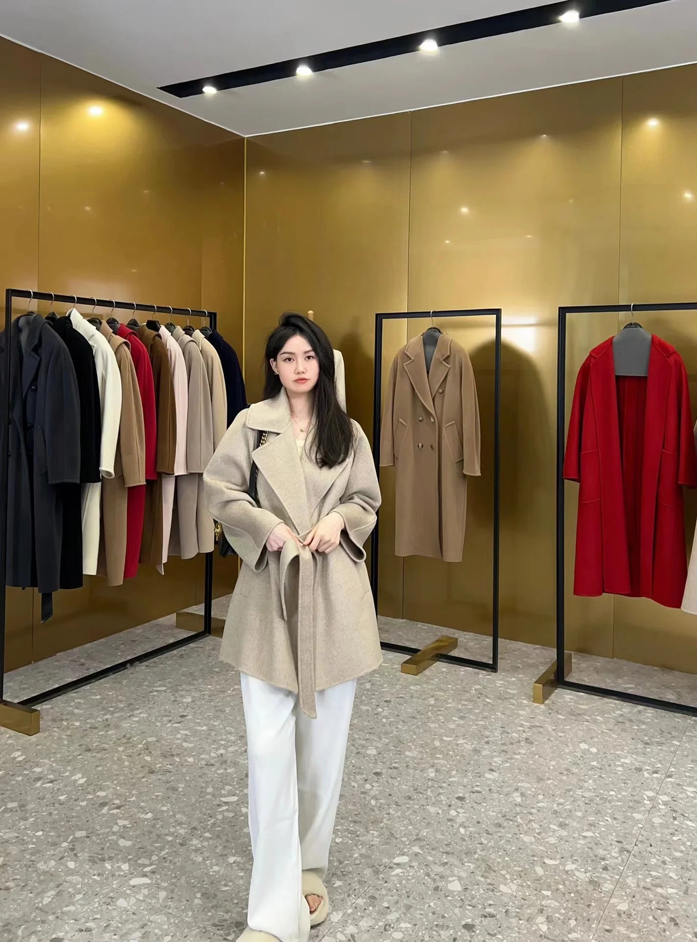 M classic Gas cashmere coat short cashmere cashmere natural water ripple double-sided woolen coat women
