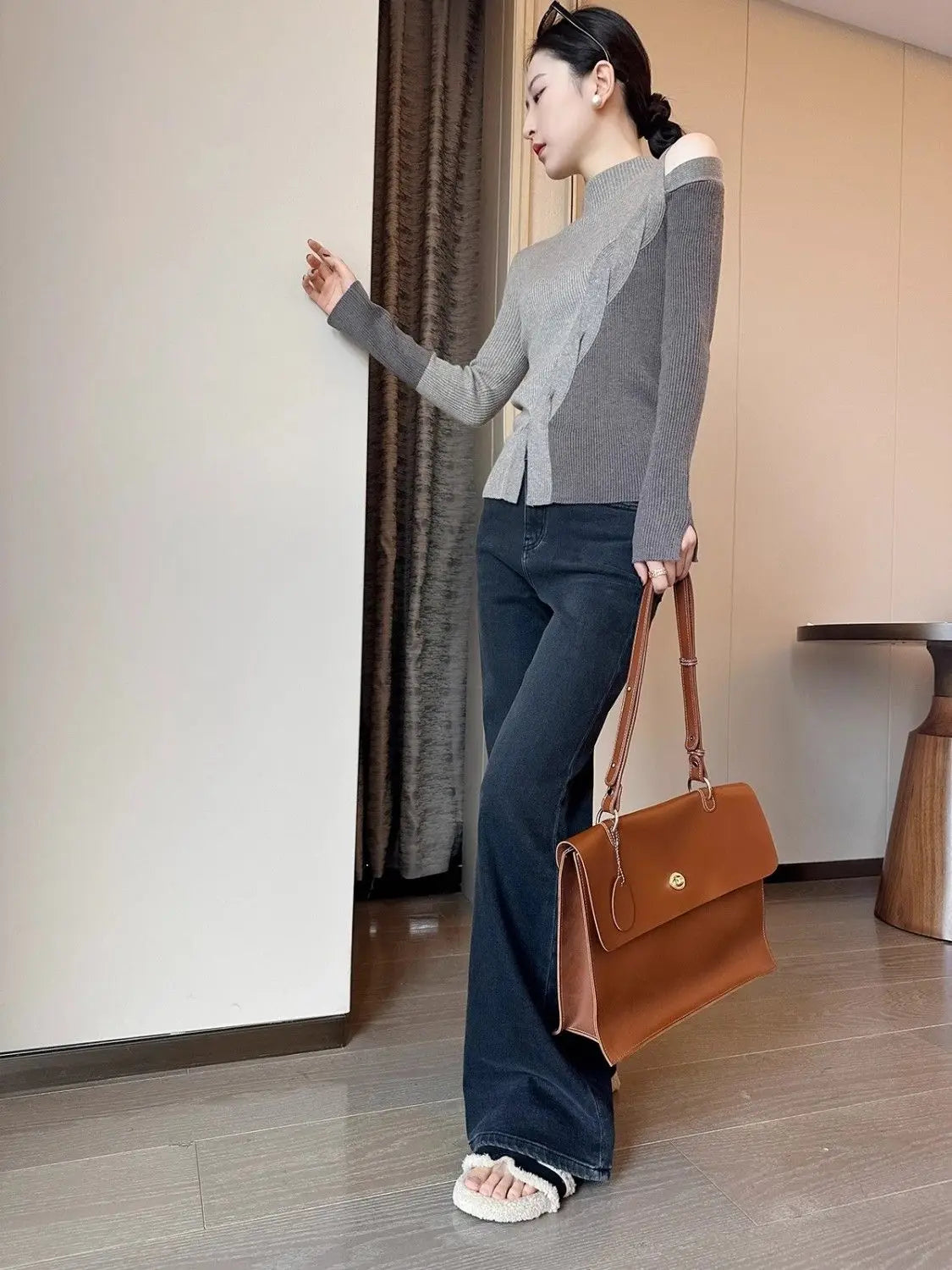 Half Turtleneck Contrasting Sweater Women Autumn Winter New Fashionable Irregular Base Shirt